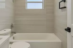 5740 Mayo St, Hollywood, FL 33023 - Photo 7