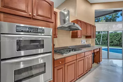 1776 W Eagle Trace Blvd W, Coral Springs, FL 33071 - Photo 17