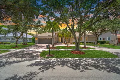 1776 W Eagle Trace Blvd W, Coral Springs, FL 33071 - Photo 7