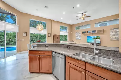 1776 W Eagle Trace Blvd W, Coral Springs, FL 33071 - Photo 19