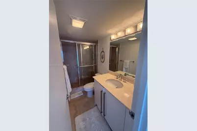 10275 Collins Ave #1221, Bal Harbour, FL 33154 - Photo 9