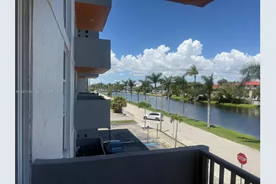 2075 NE 164th St #302, North Miami Beach, FL 33162 - Photo 3