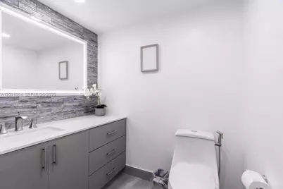 600 Three Islands Blvd #1413, Hallandale Beach, FL 33009 - Photo 9