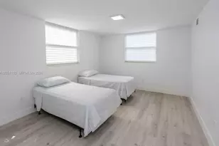301 Jefferson Ave, Miami Beach, FL 33139 - Photo 15