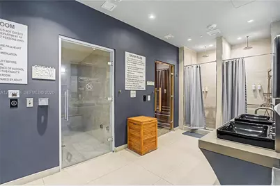 1000 Brickell Plz #4609, Miami, FL 33131 - Photo 61
