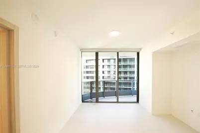 1000 Brickell Plz #4609, Miami, FL 33131 - Photo 15