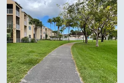 15275 SW 107th Ln #102, Miami, FL 33196 - Photo 3