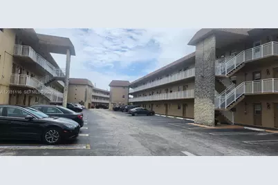 5021 W Oakland Park Blvd #313, Lauderdale Lakes, FL 33313 - Photo 3