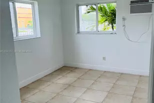 900 NE 18th Ave, Homestead, FL 33033 - Photo 9