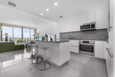 88 SW 7th St #3208, Miami, FL 33130 - Photo 3