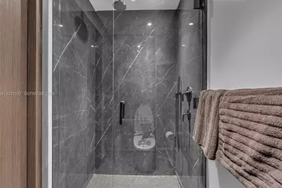 20 NE 11th St #3106B, Miami, FL 33132 - Photo 7