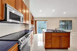 10211 Caracas St, Cooper City, FL 33026 - Photo 9