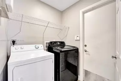 10211 Caracas St, Cooper City, FL 33026 - Photo 11