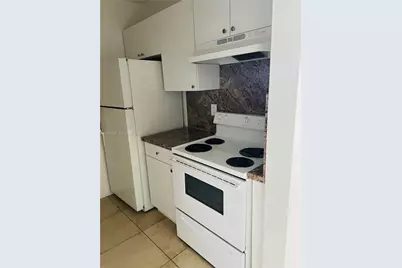 880 NE 18th Ave #3, Homestead, FL 33033 - Photo 7
