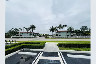 880 NE 18th Ave #3, Homestead, FL 33033 - Photo 11