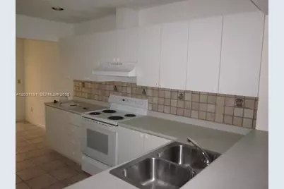 11449 SW 84 Ln #0, Miami, FL 33173 - Photo 15