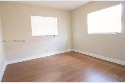 4041 NW 30th Ter, Lauderdale Lakes, FL 33309 - Photo 9
