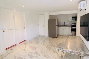 201 Calle Grande Dr, Hollywood, FL 33021 - Photo 3