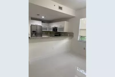 11201 NW 83rd St #202, Doral, FL 33178 - Photo 5