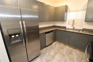 609 NE 28th St, Wilton Manors, FL 33334 - Photo 3