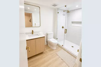 90 NE 32nd St #624, Miami, FL 33137 - Photo 7