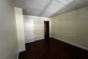 1239 SW 46th Ave, Pompano Beach, FL 33069 - Photo 11