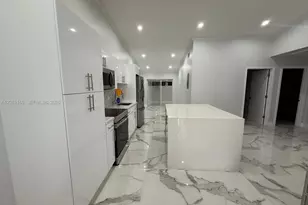 8738 NW 116th Terrace, Hialeah Gardens, FL 33018 - Photo 15