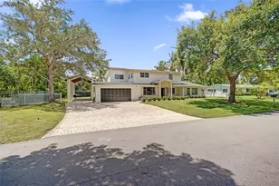 8320 SW 161st St, Palmetto Bay, FL 33157 - Photo 43