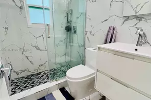 920 NE 108th St, Biscayne Park, FL 33161 - Photo 9