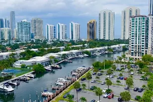 400 Kings Point Dr, Sunny Isles Beach, FL 33160 - Photo 1
