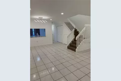 10609 NW 8th St, Pembroke Pines, FL 33026 - Photo 7