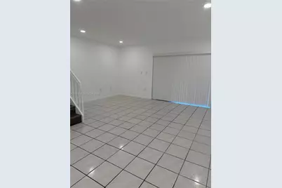 10609 NW 8th St, Pembroke Pines, FL 33026 - Photo 5