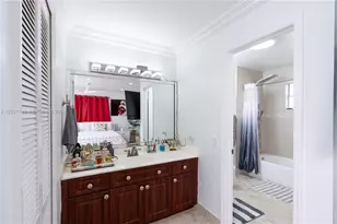 1084 SW 142nd Pl, Miami, FL 33184 - Photo 19