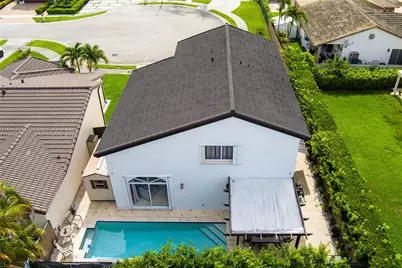 1084 SW 142nd Pl, Miami, FL 33184 - Photo 7