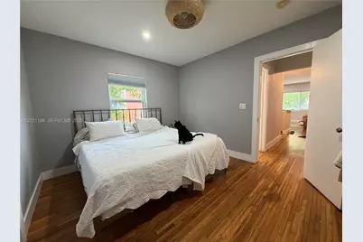 1155 NE 111th St #E, Miami, FL 33161 - Photo 17