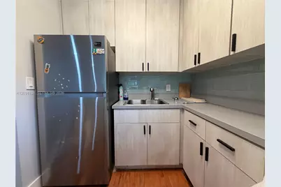 1155 NE 111th St #E, Miami, FL 33161 - Photo 9