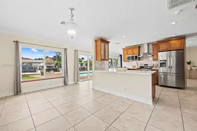 370 SE 12th Ave, Pompano Beach, FL 33060 - Photo 27