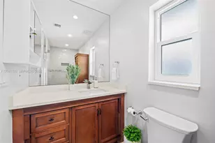 370 SE 12th Ave, Pompano Beach, FL 33060 - Photo 25