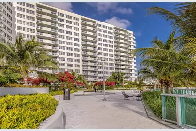 1500 Bay Rd #718S, Miami Beach, FL 33139 - Photo 19