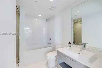 1300 S Miami Ave #3709, Miami, FL 33130 - Photo 11