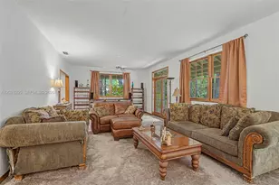 8200 SW 182nd St, Palmetto Bay, FL 33157 - Photo 11