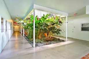 2539 S Bayshore Dr, Coconut Grove, FL 33133 - Photo 15