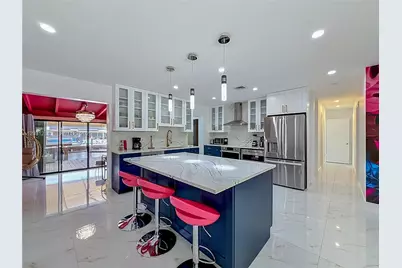 2216 NE 18th Ave, Wilton Manors, FL 33305 - Photo 21