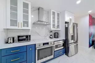 2216 NE 18th Ave, Wilton Manors, FL 33305 - Photo 25
