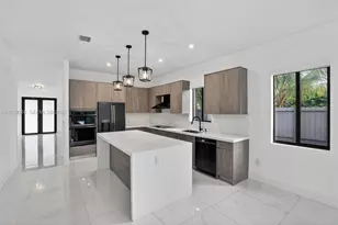 8500 SW 198th St, Cutler Bay, FL 33189 - Photo 7