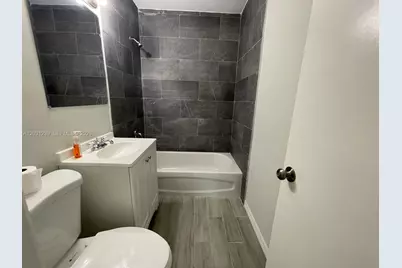 3921 SW 31st Dr #3921, West Park, FL 33023 - Photo 15