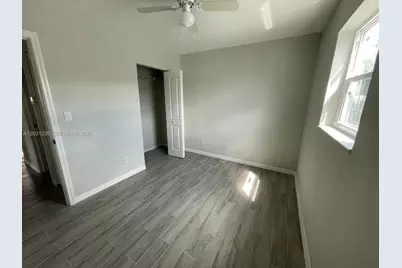3921 SW 31st Dr #3921, West Park, FL 33023 - Photo 9