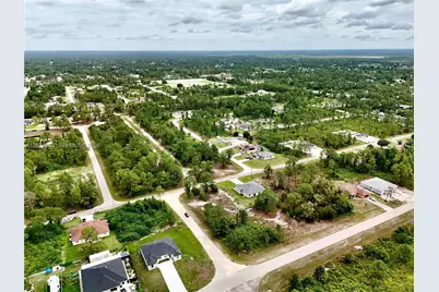 721 Pinecastle Dr, Lehigh Acres, FL 33974 - Photo 7