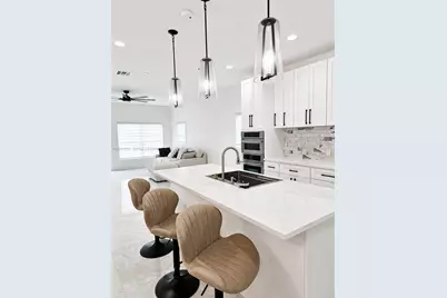 907 21st St, West Palm Beach, FL 33407 - Photo 3