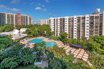 16909 N Bay Rd #321, Sunny Isles Beach, FL 33160 - Photo 1